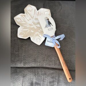 Frozen Rae Dunn Spoon Rest & Spatula New